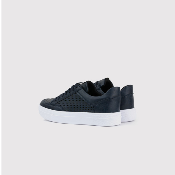 Granatowe sneakersy