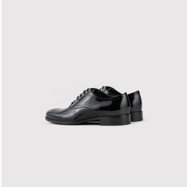 Czarne eleganckie buty