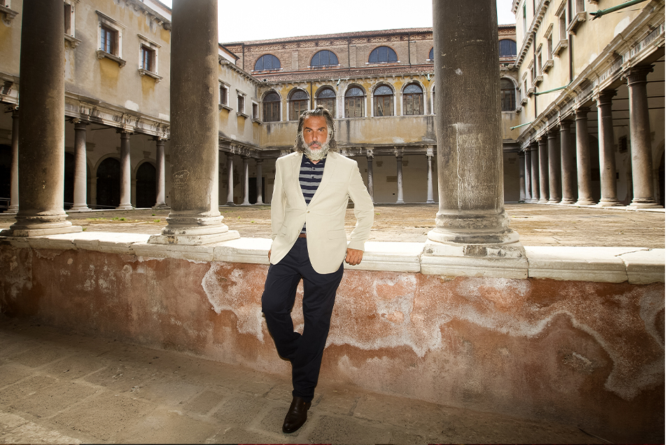 Pako Lorente w Wenecji - Zeus