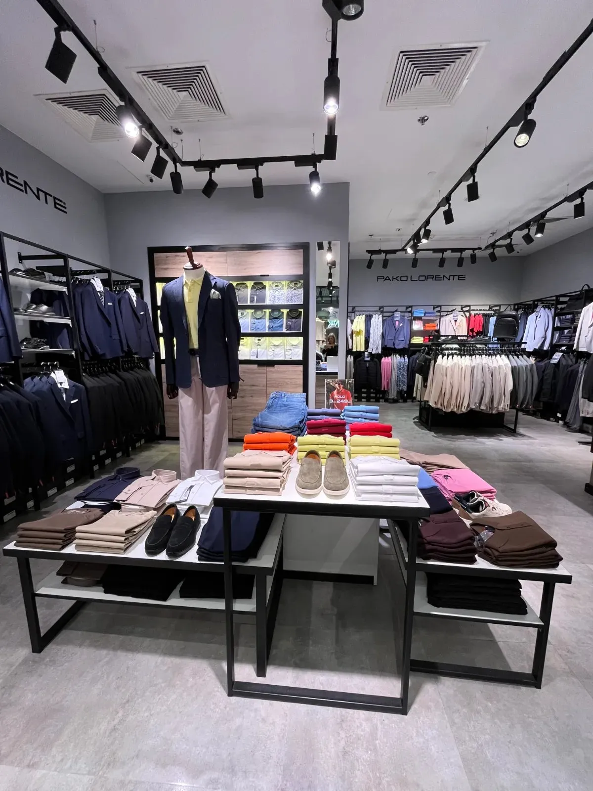 odzież męska, garnitury, koszule Bielsko-Biała Pako Lorente