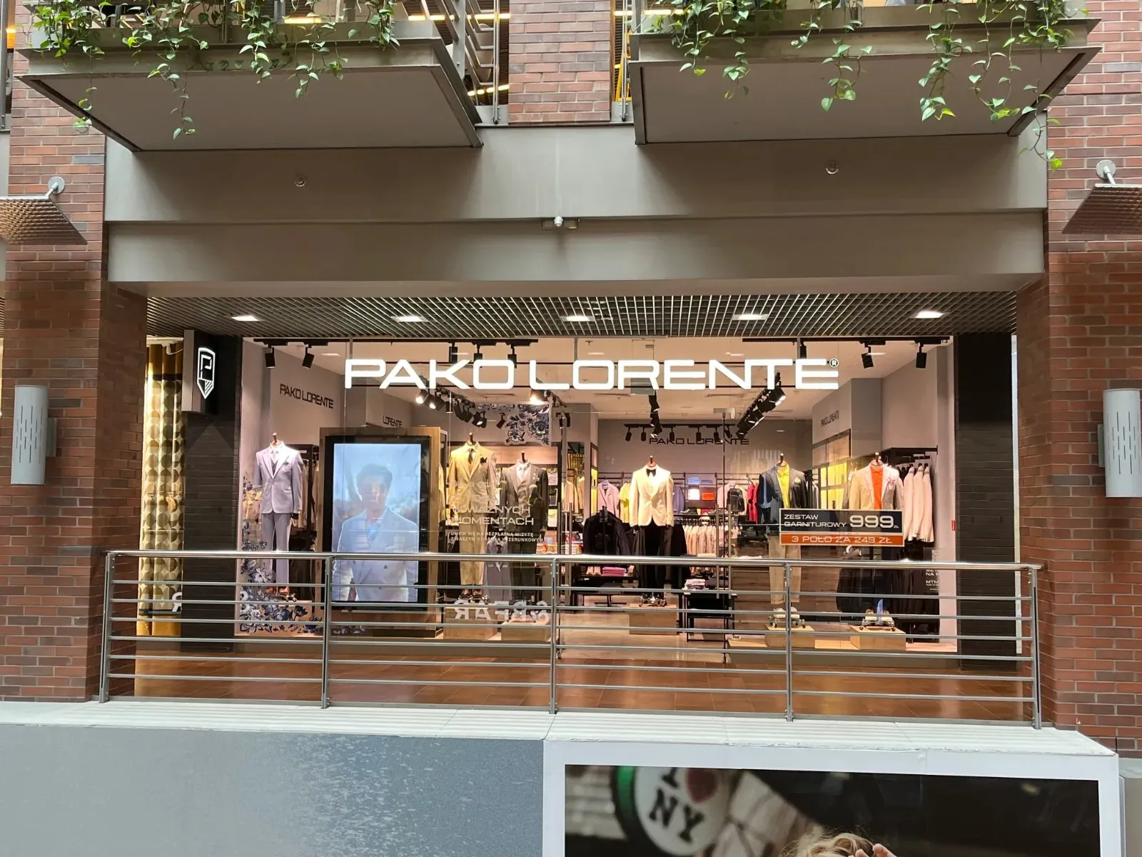 odzież męska, garnitury, koszule Bielsko-Biała Pako Lorente