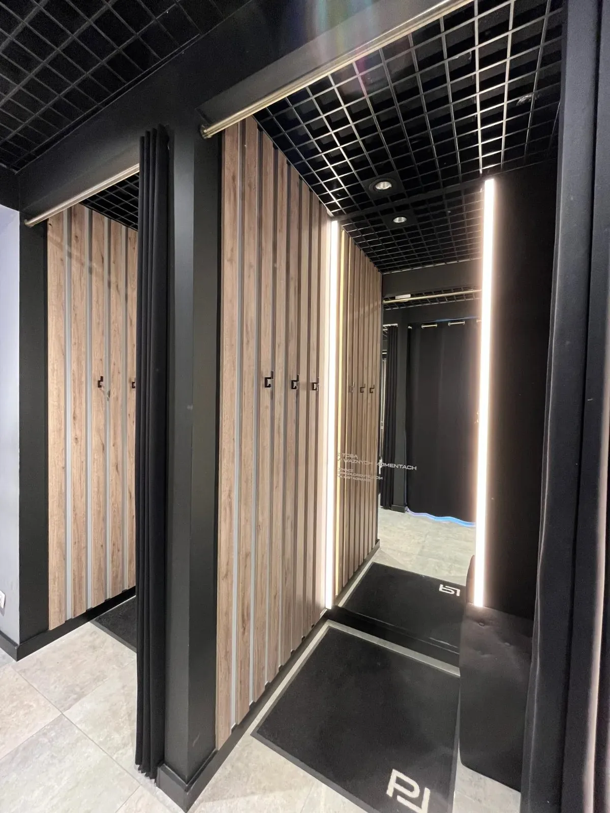 odzież męska, garnitury, koszule Bielsko-Biała Pako Lorente