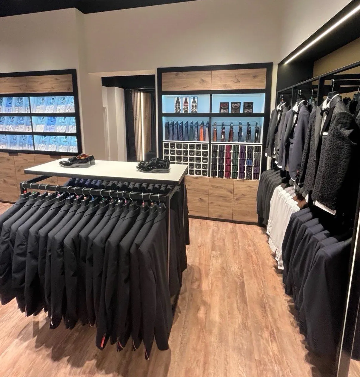 odzież męska, garnitury, koszule Gorzów Wielkopolski Pako Lorente