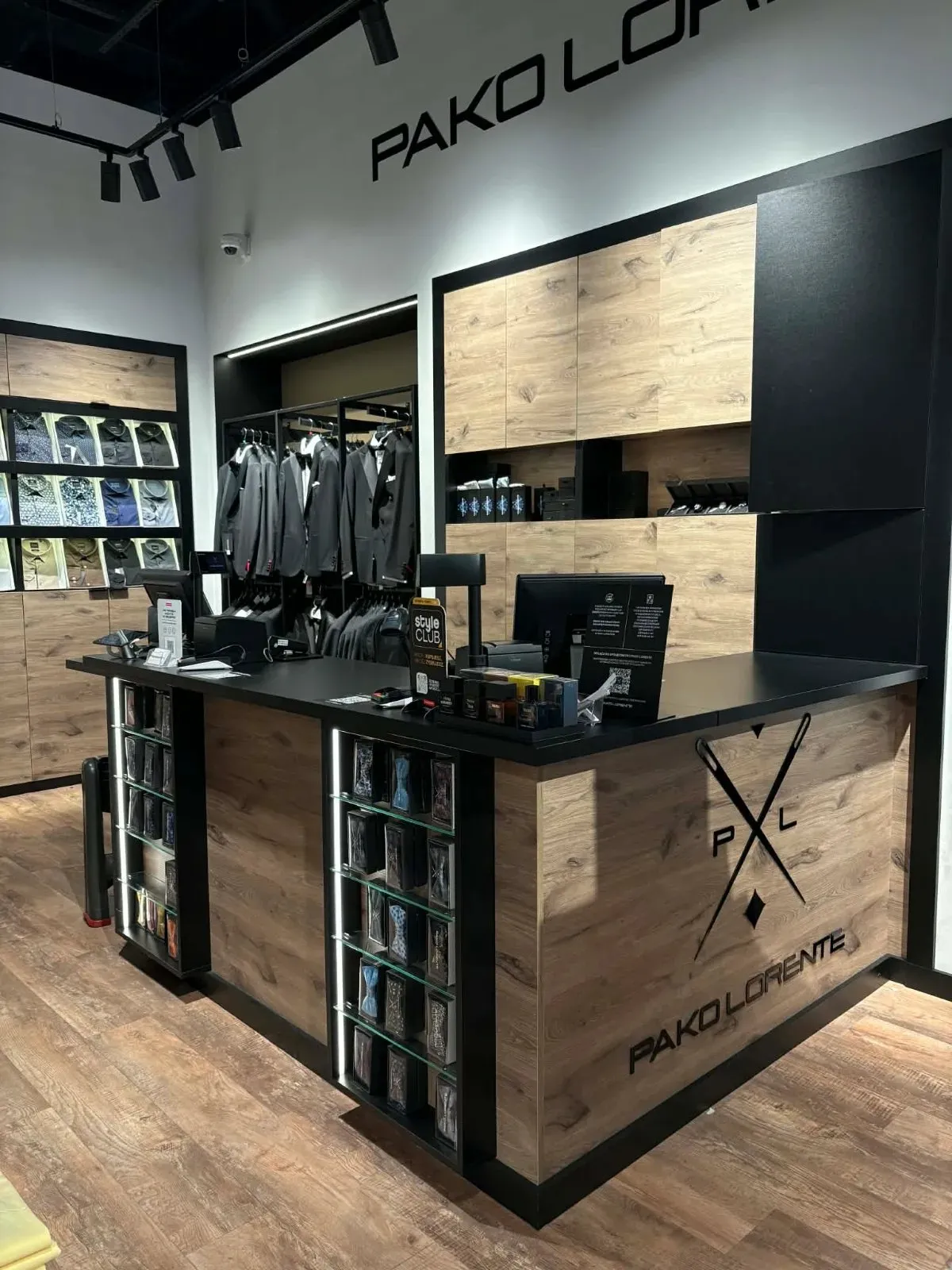 odzież męska, garnitury, koszule Kraków Pako Lorente