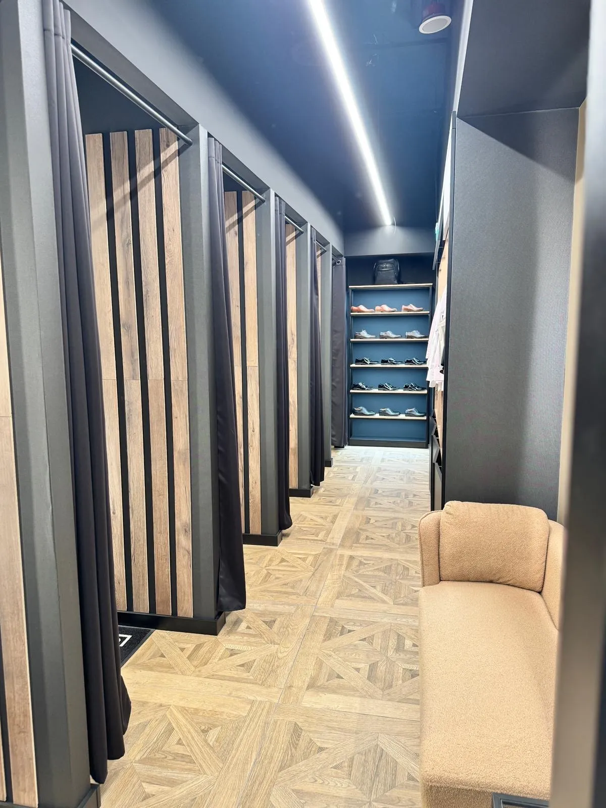 odzież męska, garnitury, koszule Poznań Pako Lorente