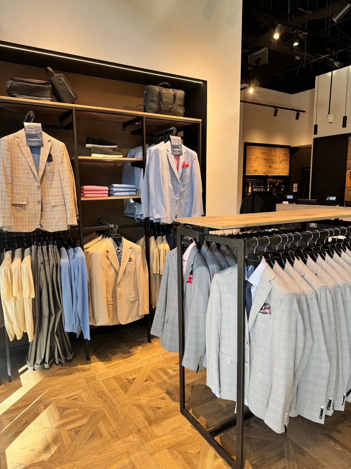 odzież męska, garnitury, koszule Poznań Pako Lorente