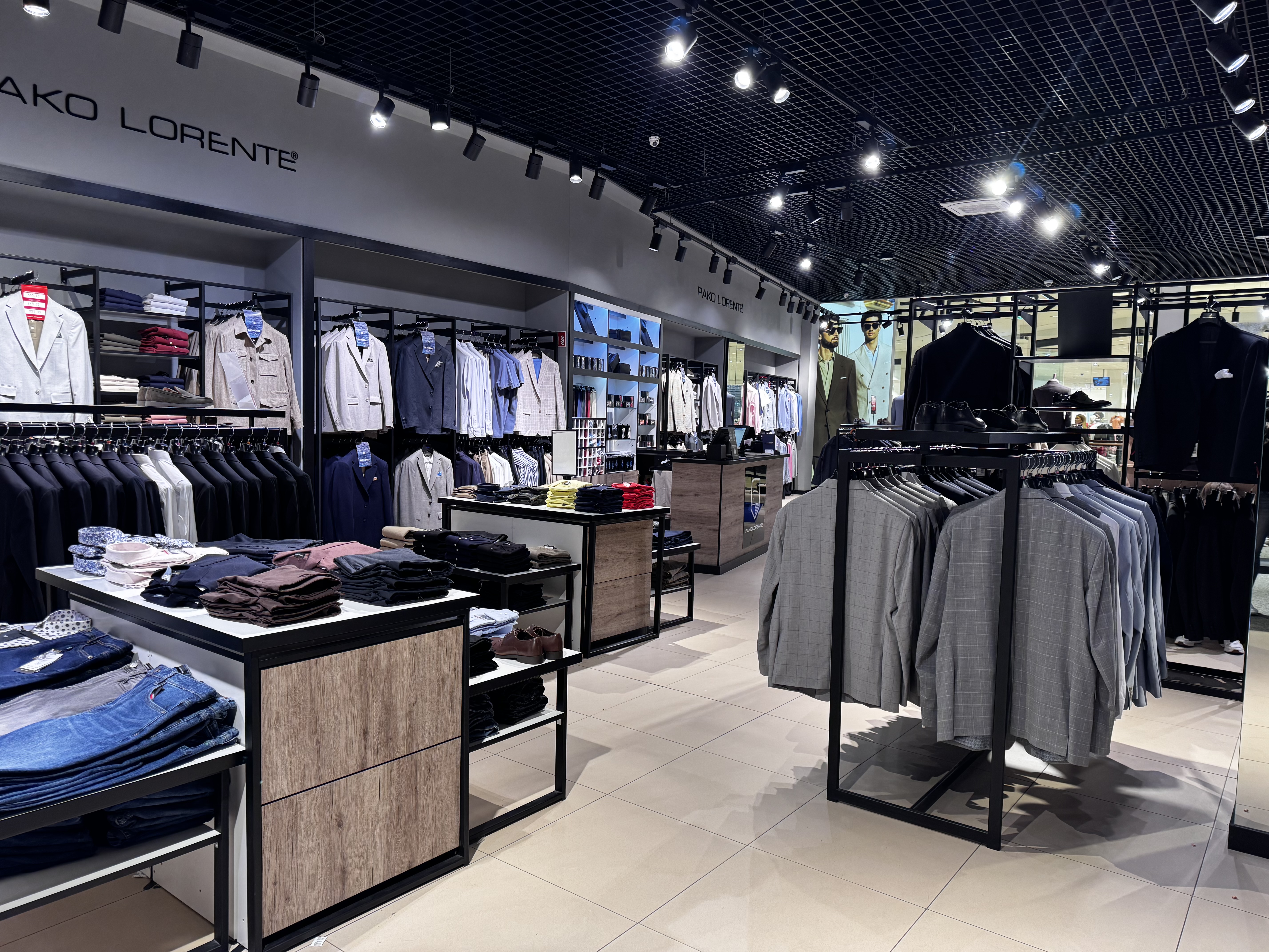 odzież męska, garnitury, koszule Wrocław Pako Lorente