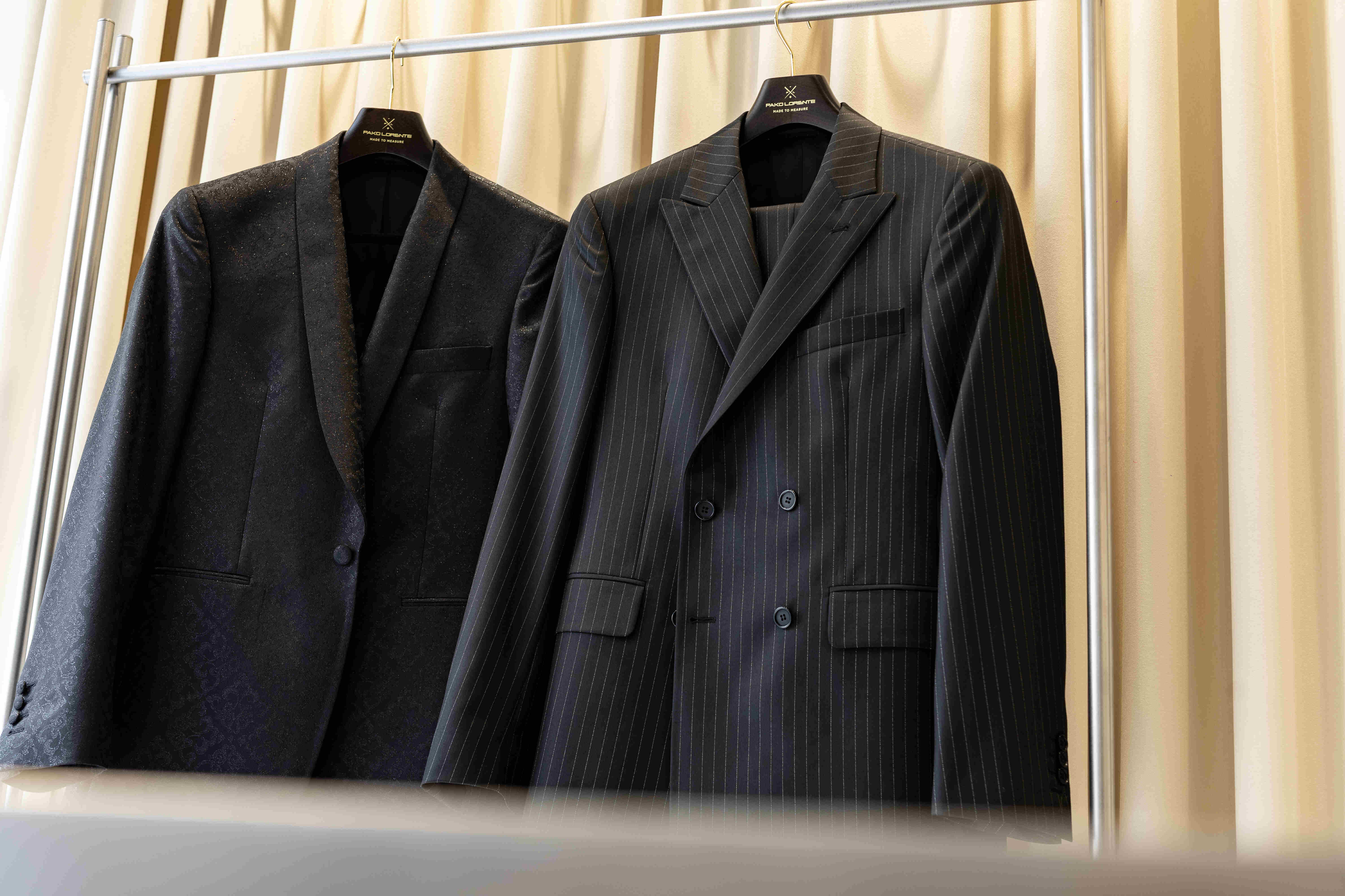 Jak prasować garnitur, żeby nie zniszczyć tkaniny i zachować elegancki wygląd?