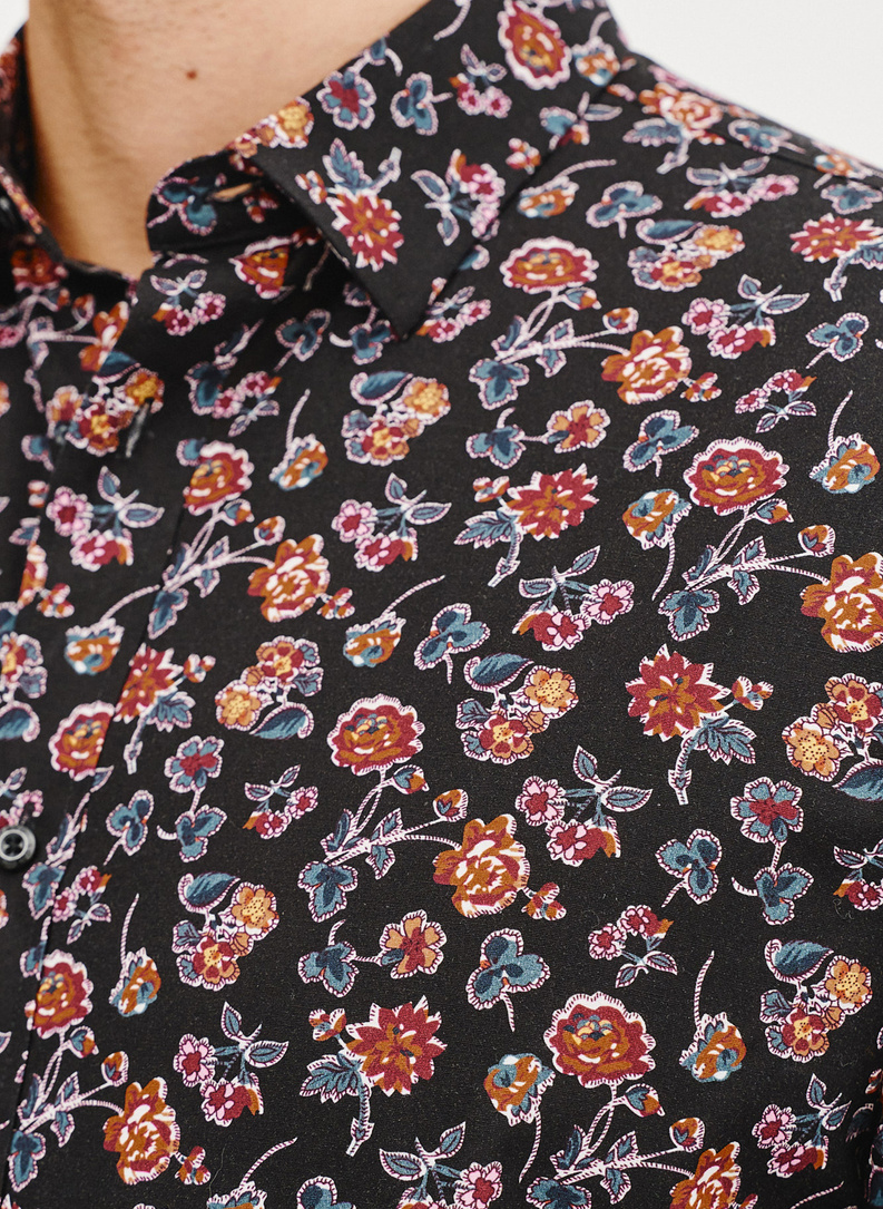 Czarna koszula męska w kwiaty