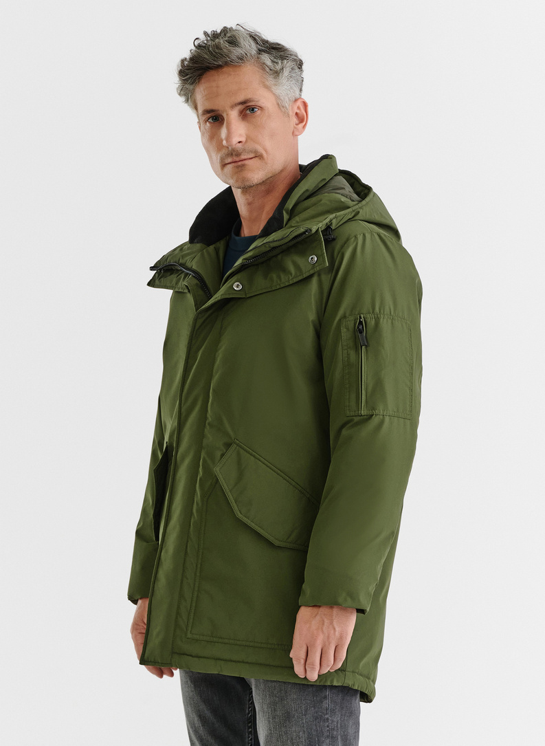 Zimowa kurtka z kapturem w kolorze zielonym