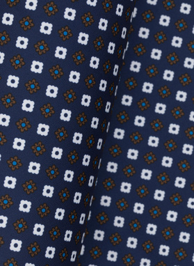 Granatowa poszetka w kwiatki