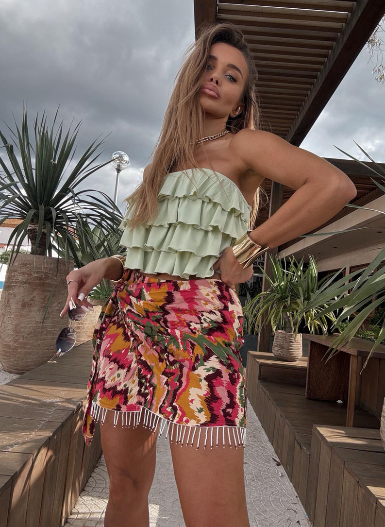 Zielona bluzka hiszpanka z falbankami