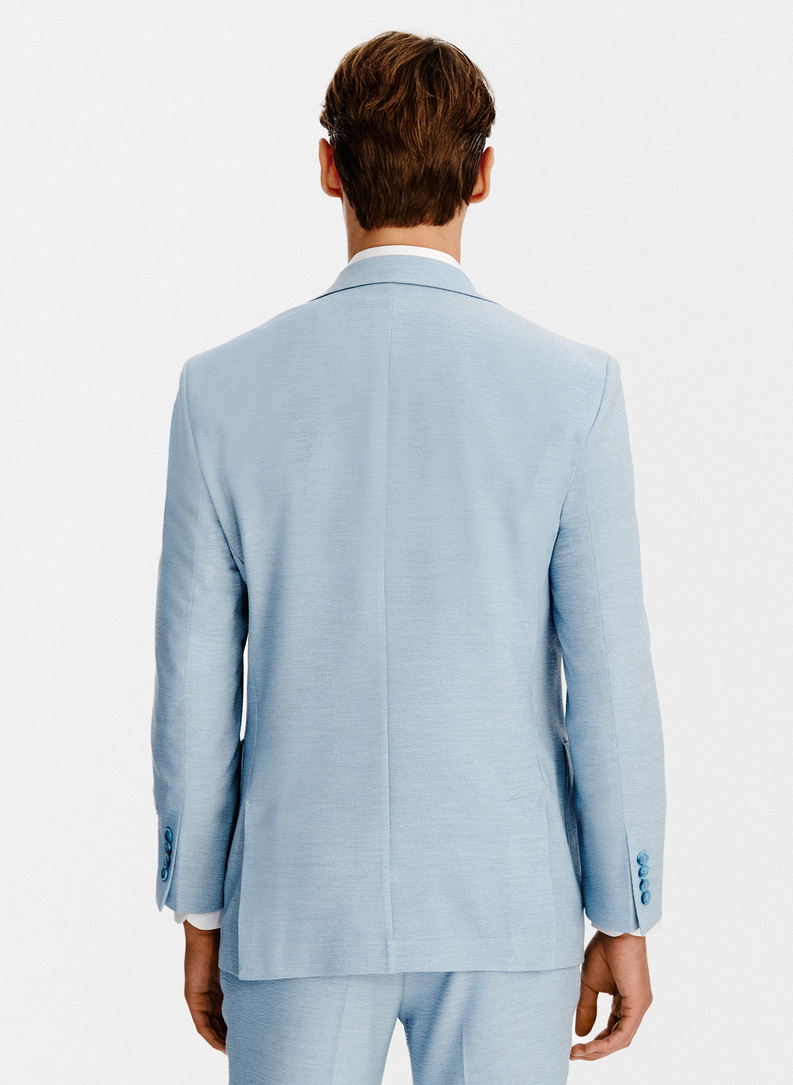 Niebieski garnitur męski