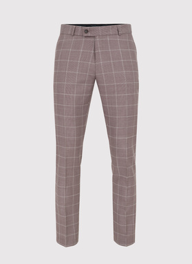 Wełniany różowy garnitur w kratę