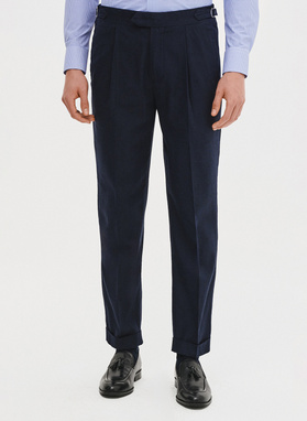 Granatowe spodnie męskie z lnem