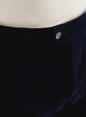 Granatowe spodnie sztruksowe