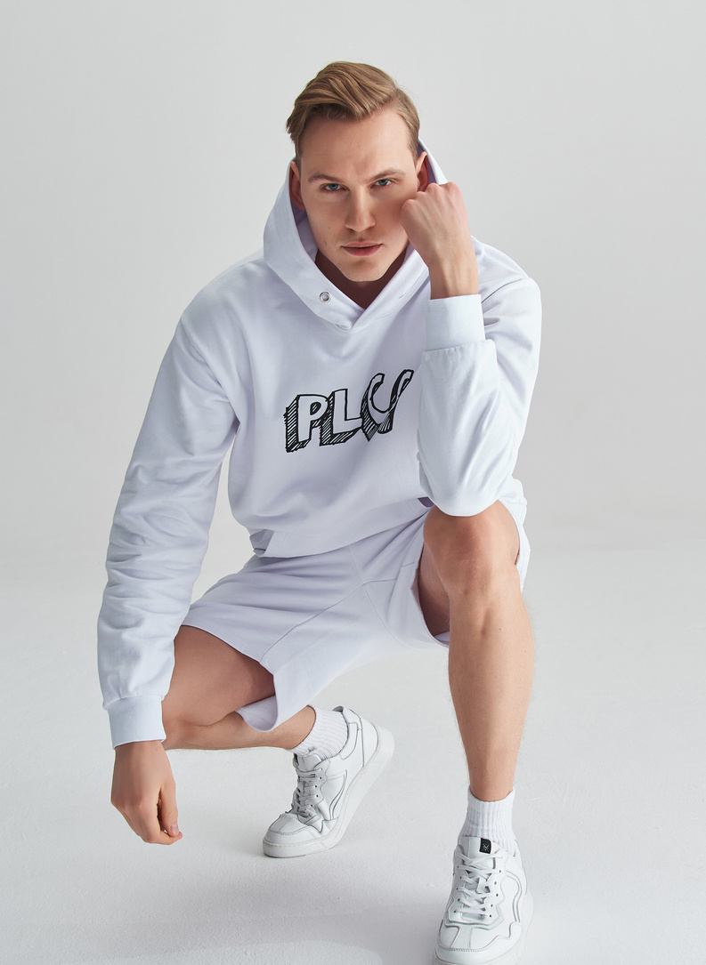 Biała bluza oversize z kapturem C22SF-2K-001-B-0