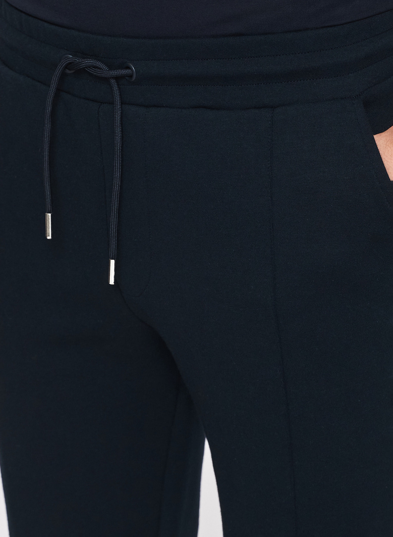 Granatowe spodnie dresowe