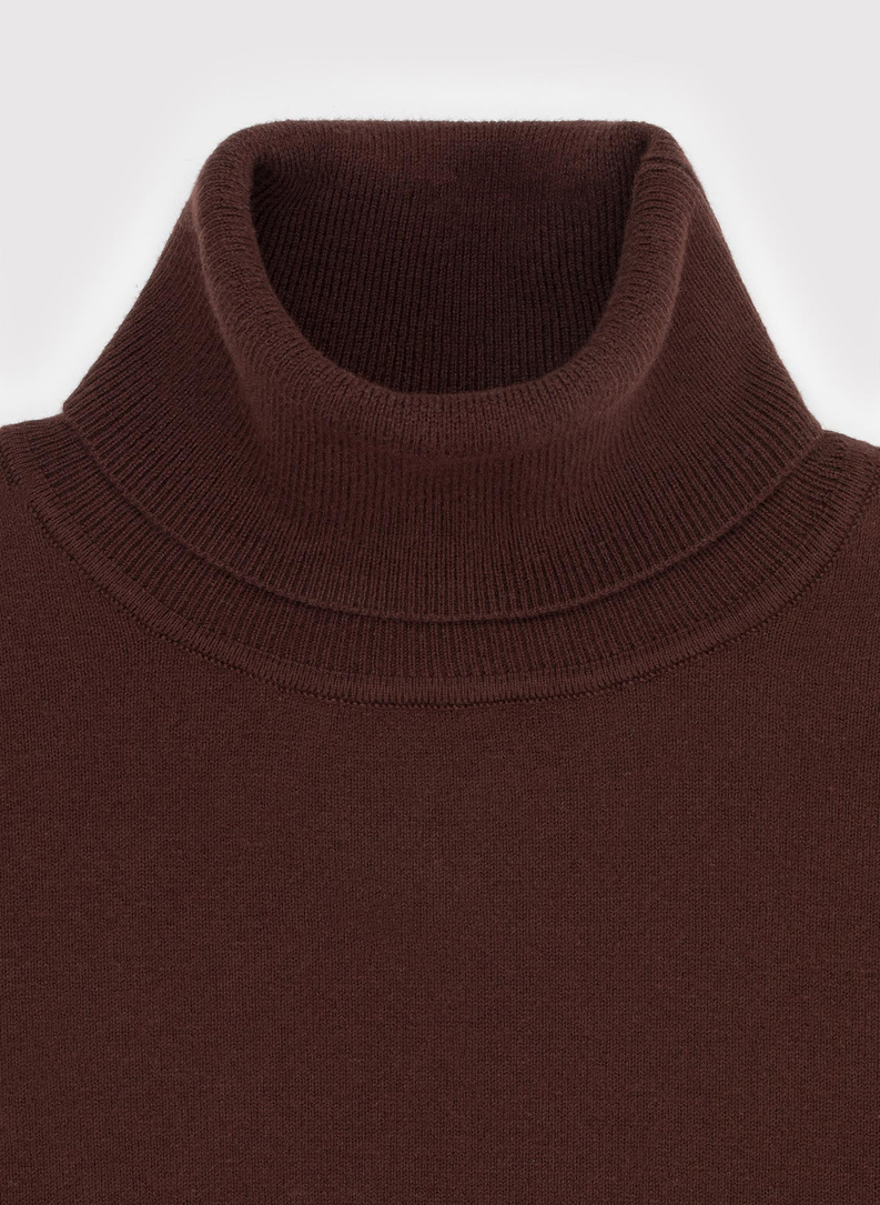 Brązowy gładki golf męski