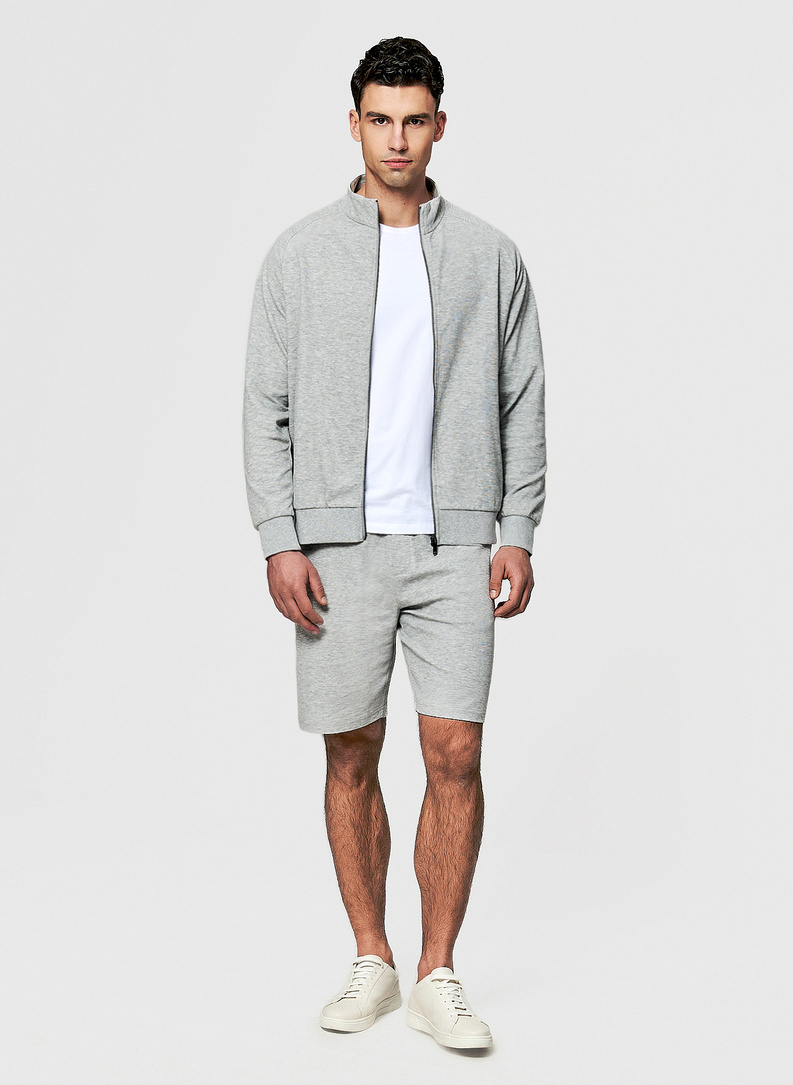 Szare szorty dresowe