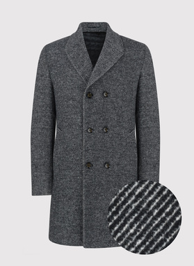 Dwurzędowy płaszcz męski w prążek 