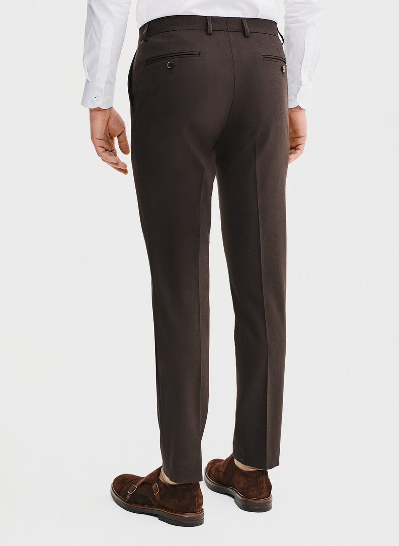 Brązowe spodnie garniturowe