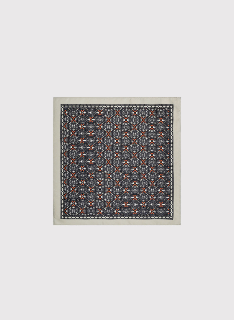 Szara poszetka w geometryczny wzór