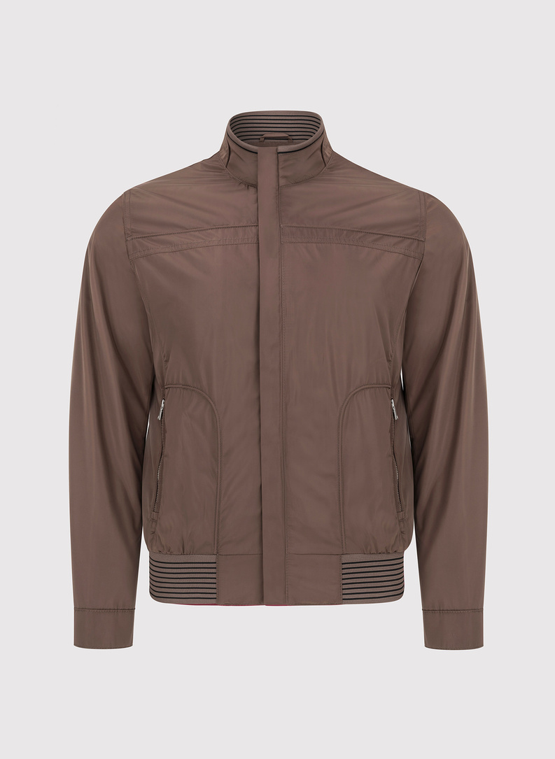 Brązowa krótka kurtka męska 