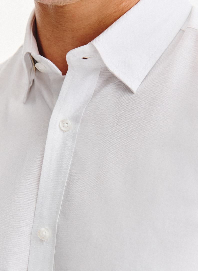 Biała bawełniana koszula męska