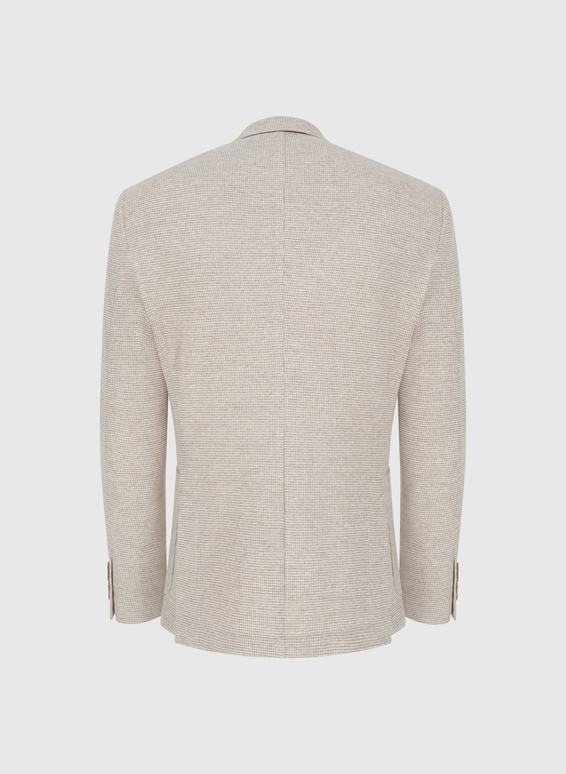 Beżowa marynarka w pepitkę