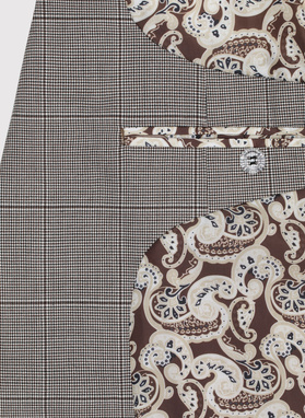 Garnitur męski w kratę w brązowych tonach