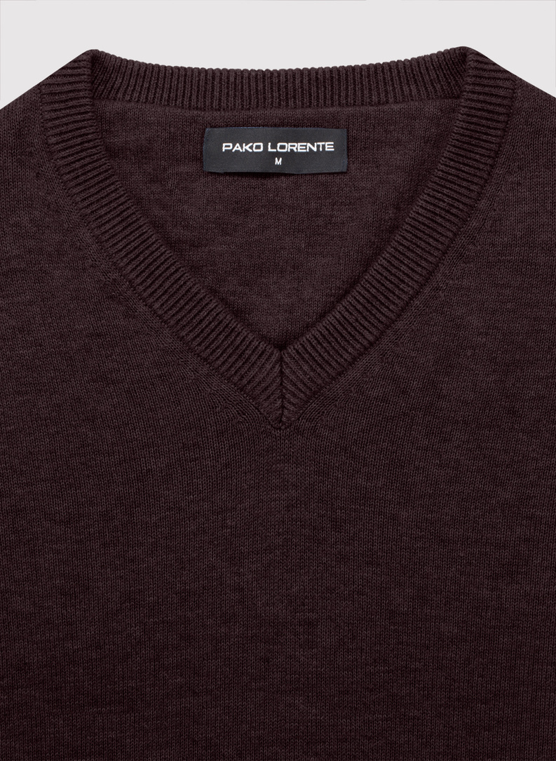 Brązowy sweter męski v-neck