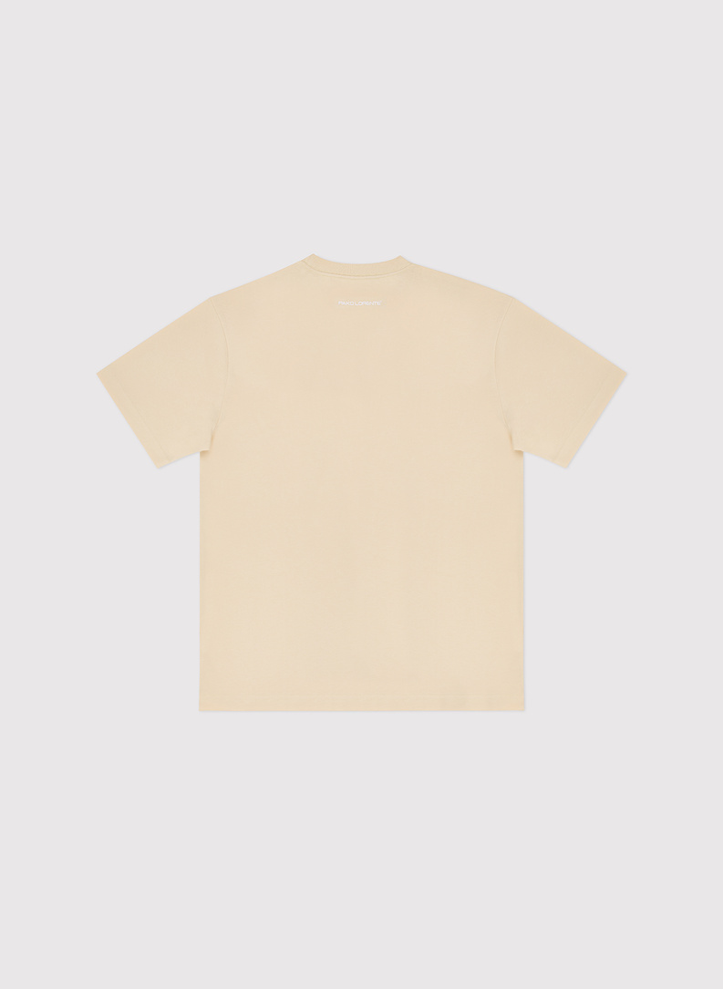 Beżowy t-shirt oversize