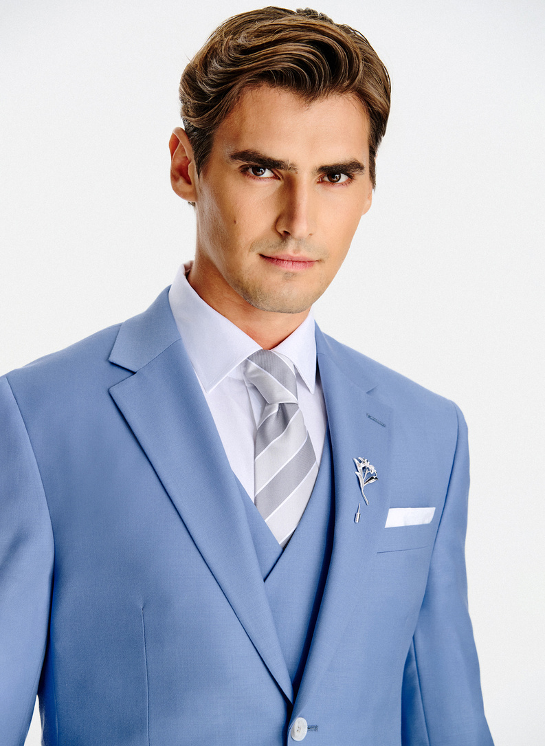 Niebieska wełniana marynarka garniturowa