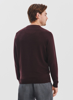 Brązowy sweter męski v-neck
