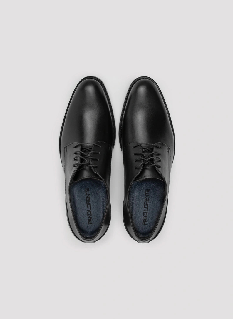 Ślubny niebieski garnitur z wełny