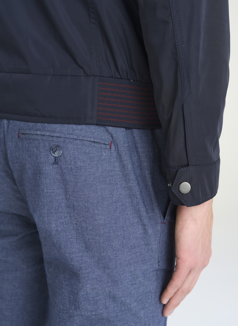 Granatowa krótka kurtka męska