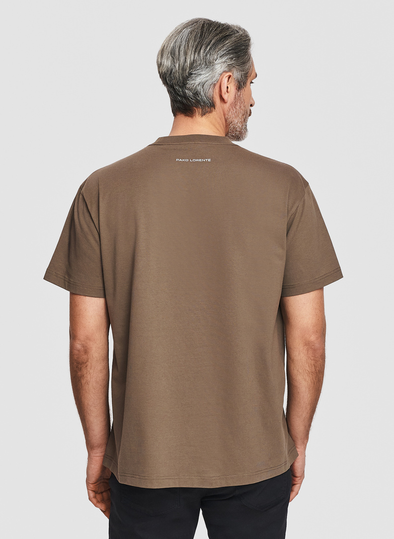 Brązowy t-shirt oversize