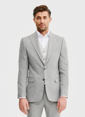 Szary garnitur męski