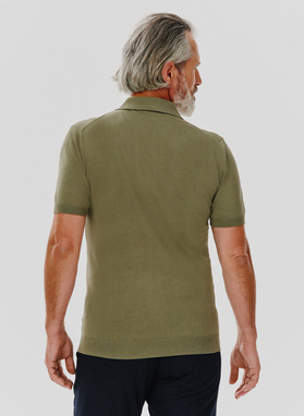 Zielony t-shirt polo o waflowym splocie