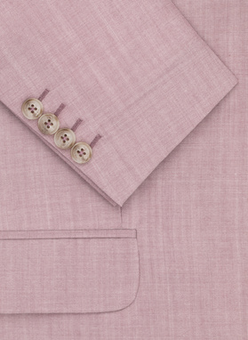 Różowy garnitur męski