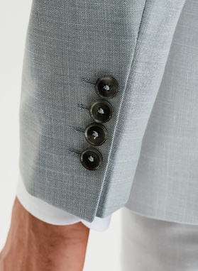 Ślubny szary garnitur męski