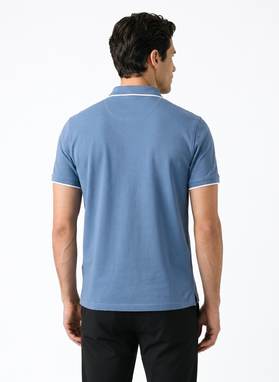 Niebieski t-shirt polo