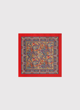 Czerwona poszetka we wzór