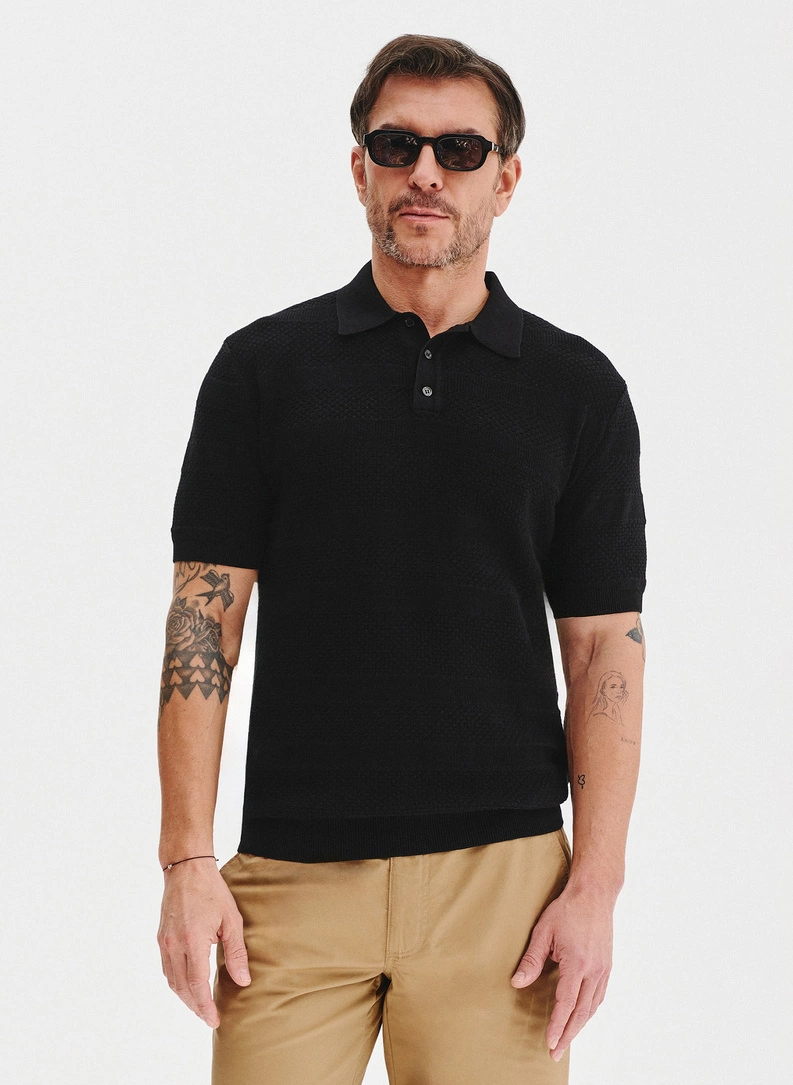 Czarne polo swetrowe