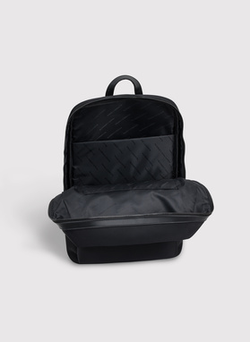 Czarny plecak męski