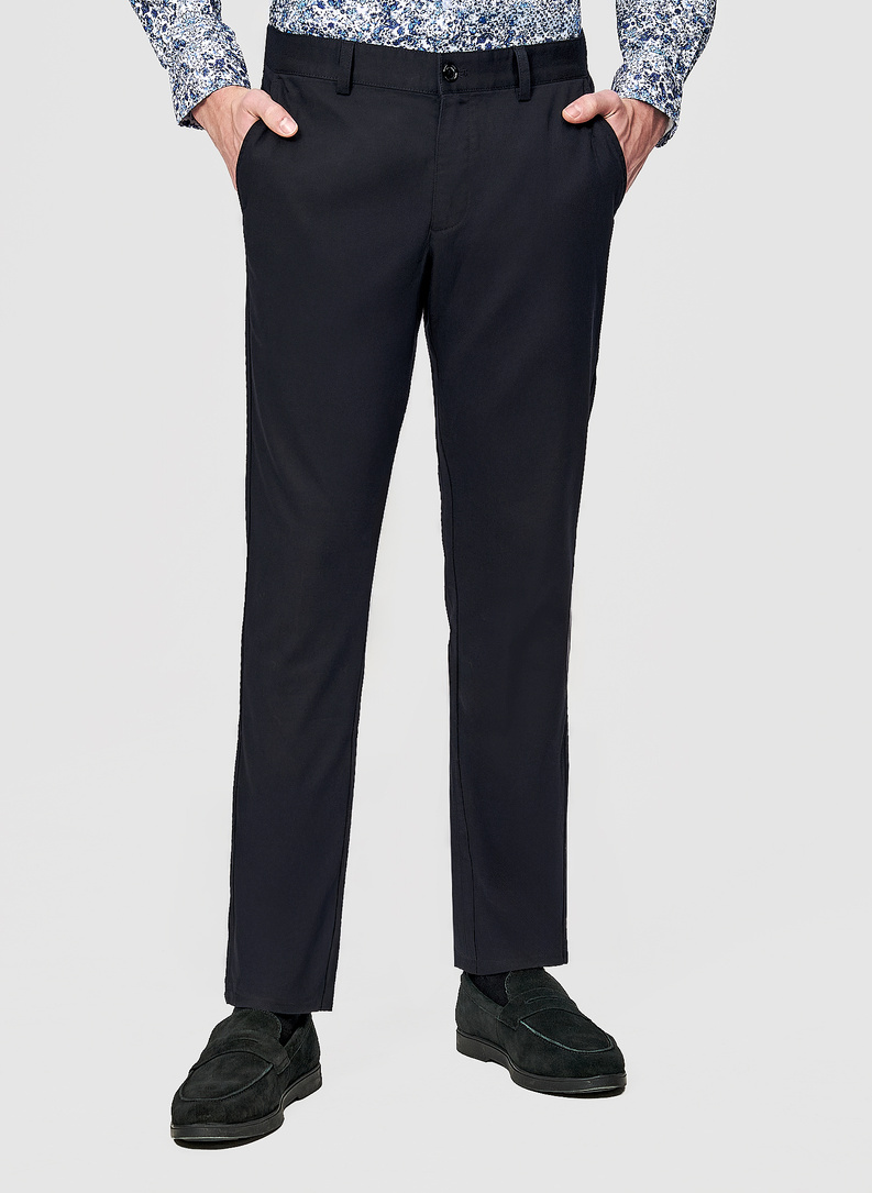 Czarne spodnie casual