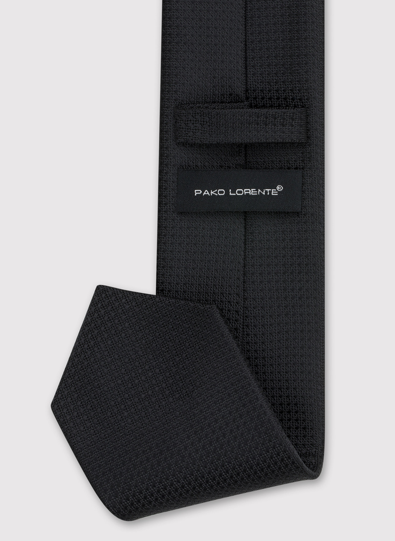 Czarny krawat męski