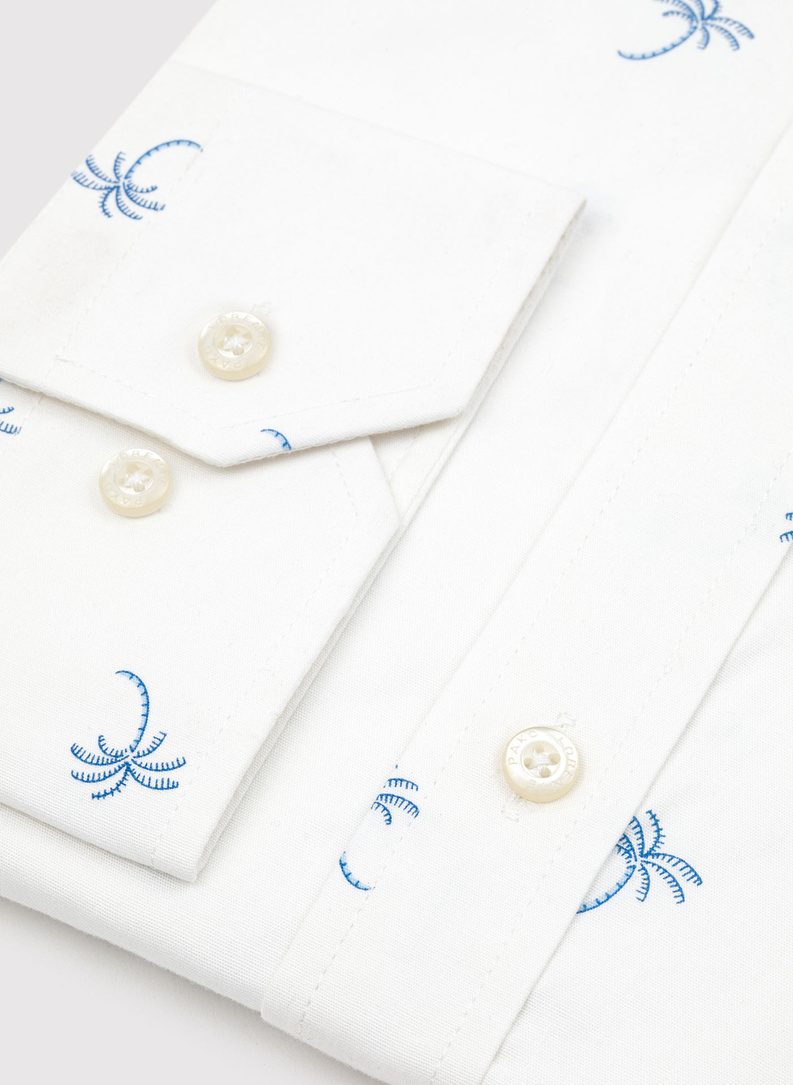 Biała męska koszula w palmy