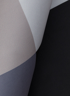 Poszetka w kwadraty w odcieniach szarości